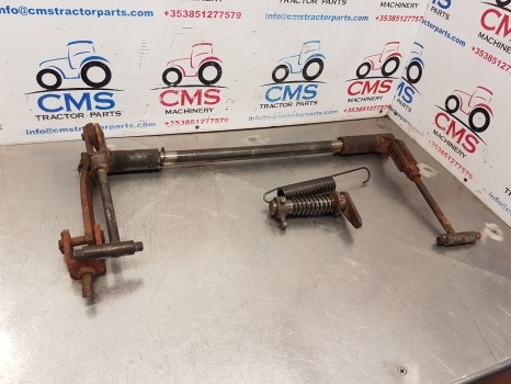 Claas Axos 340 Cx, Celtis, Ergos Parking Brake Lever 7700061065, 7700068412 - Εξαρτήματα φρένων για Τρακτέρ: φωτογραφία 1 Claas Axos 340 Cx, Celtis, Ergos Parking Brake Lever 7700061065, 7700068412 - Εξαρτήματα φρένων για Τρακτέρ: φωτογραφία 1