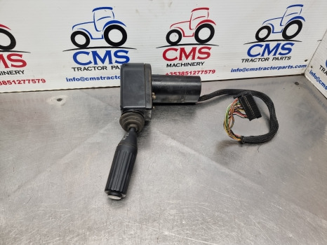 Deutz Agrotron M620, Series 6, Light Switch Lever 0.014.0007.4/20, 0.014.1170.0 - Ηλεκτρικό σύστημα: φωτογραφία 3 Deutz Agrotron M620, Series 6, Light Switch Lever 0.014.0007.4/20, 0.014.1170.0 - Ηλεκτρικό σύστημα: φωτογραφία 3