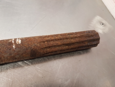 Fiat 70-90dt, 80-90dt, 72-93dt, 88-93dt 4wd Propeller Shaft 5121364 - Κεντρικοί άξονες για Τρακτέρ: φωτογραφία 3 Fiat 70-90dt, 80-90dt, 72-93dt, 88-93dt 4wd Propeller Shaft 5121364 - Κεντρικοί άξονες για Τρακτέρ: φωτογραφία 3