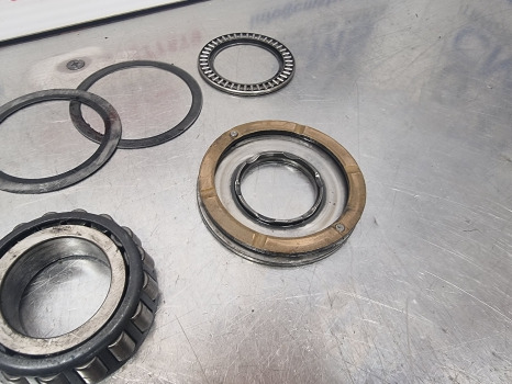 Ford 4630, 30 Series Transmission Thrust Bearings, Washers K3660627941 - Κιβώτιο ταχυτήτων: φωτογραφία 5 Ford 4630, 30 Series Transmission Thrust Bearings, Washers K3660627941 - Κιβώτιο ταχυτήτων: φωτογραφία 5