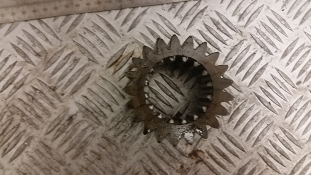 Ford 5000 Counter Shaft Sliding Gear 21t E0nn7106ba, 87554806 - Μετάδοσης κίνησης για Τρακτέρ: φωτογραφία 3 Ford 5000 Counter Shaft Sliding Gear 21t E0nn7106ba, 87554806 - Μετάδοσης κίνησης για Τρακτέρ: φωτογραφία 3