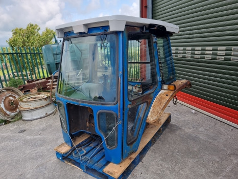 Ford 7810, 7910, 8210, Complete Super Q Cab Series 2, Complete Cab Cab No60 - Καμπίνα: φωτογραφία 4 Ford 7810, 7910, 8210, Complete Super Q Cab Series 2, Complete Cab Cab No60 - Καμπίνα: φωτογραφία 4