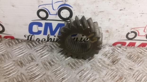 Μετάδοσης κίνησης John Deere 6100, 6200, 6300, 6400, 6600, 6506 Pto Counter Shaft Gear R95141: φωτογραφία 1