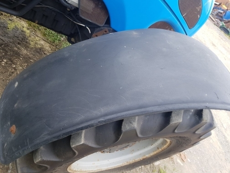 Landini Vision 105 Mythos 100 Cab Mudguard Fender Front Kit - Fender για Τρακτέρ: φωτογραφία 5 Landini Vision 105 Mythos 100 Cab Mudguard Fender Front Kit - Fender για Τρακτέρ: φωτογραφία 5