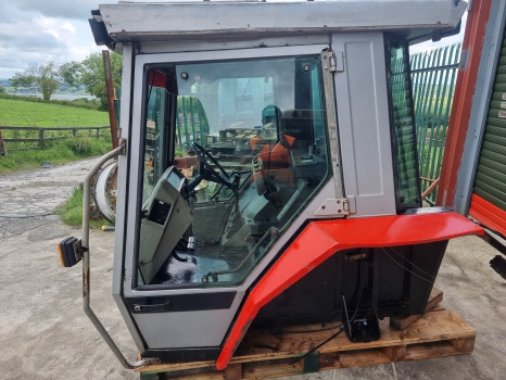 Massey Ferguson 3000 Series, 3050, 3070, 3080, 3090 Cab Complete Sold, Sold - Καμπίνα: φωτογραφία 5 Massey Ferguson 3000 Series, 3050, 3070, 3080, 3090 Cab Complete Sold, Sold - Καμπίνα: φωτογραφία 5