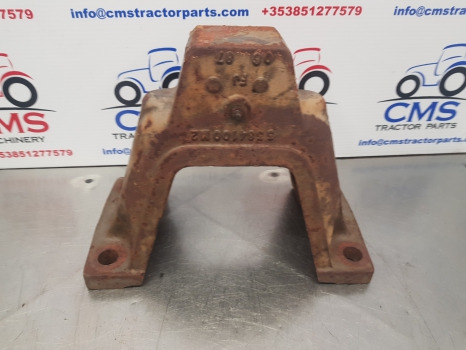 Massey Ferguson 3080, 3070, 3090, 3610 Front Axle Support 3384099m94, 3384100m2 - Εμπρός άξονας: φωτογραφία 1 Massey Ferguson 3080, 3070, 3090, 3610 Front Axle Support 3384099m94, 3384100m2 - Εμπρός άξονας: φωτογραφία 1