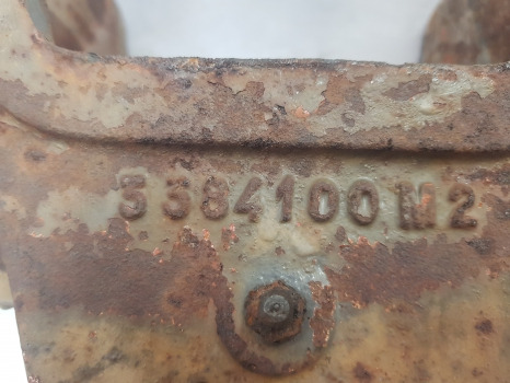 Massey Ferguson 3080, 3070, 3090, 3610 Front Axle Support 3384099m94, 3384100m2 - Εμπρός άξονας: φωτογραφία 5 Massey Ferguson 3080, 3070, 3090, 3610 Front Axle Support 3384099m94, 3384100m2 - Εμπρός άξονας: φωτογραφία 5