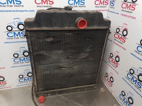 Massey Ferguson 365, 375, 385, 390, 398 Radiator 1695721m2 - Ψυγείο αυτοκίνητο για Τρακτέρ: φωτογραφία 1 Massey Ferguson 365, 375, 385, 390, 398 Radiator 1695721m2 - Ψυγείο αυτοκίνητο για Τρακτέρ: φωτογραφία 1