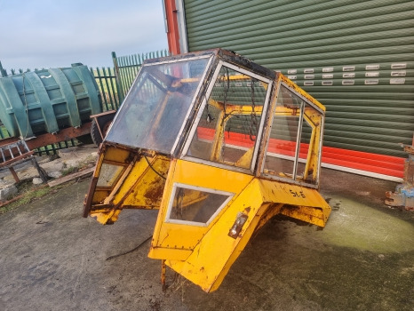 Massey Ferguson 50b, 50 Series, Cab Frame With Doors And Glasses 50b, 50amd - Καμπίνα: φωτογραφία 2 Massey Ferguson 50b, 50 Series, Cab Frame With Doors And Glasses 50b, 50amd - Καμπίνα: φωτογραφία 2