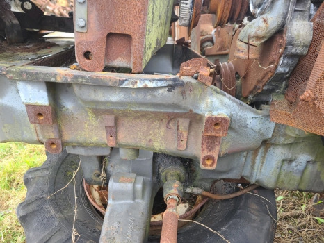 Massey Ferguson 5450 Front axle support frame bolster - Εμπρός άξονας για Γεωργικά μηχανήματα: φωτογραφία 1 Massey Ferguson 5450 Front axle support frame bolster - Εμπρός άξονας για Γεωργικά μηχανήματα: φωτογραφία 1