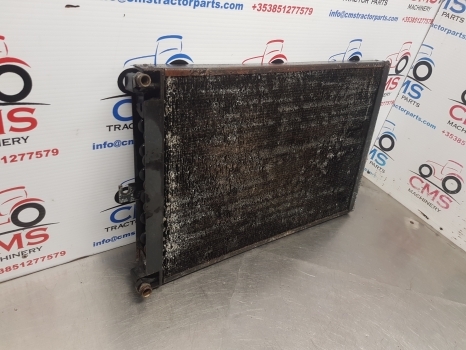 Massey Ferguson 6150, 4700, 5700, 6700 Ser Exchanger Condender, Cooler 4377730m4 - Σύστημα ψύξης για Τρακτέρ: φωτογραφία 2 Massey Ferguson 6150, 4700, 5700, 6700 Ser Exchanger Condender, Cooler 4377730m4 - Σύστημα ψύξης για Τρακτέρ: φωτογραφία 2