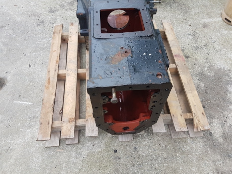 New Holland Case Mxm, Tm, Tm130 Transmission Housing 5188850, 47125544, 51888509 - Κιβώτιο ταχυτήτων: φωτογραφία 4 New Holland Case Mxm, Tm, Tm130 Transmission Housing 5188850, 47125544, 51888509 - Κιβώτιο ταχυτήτων: φωτογραφία 4