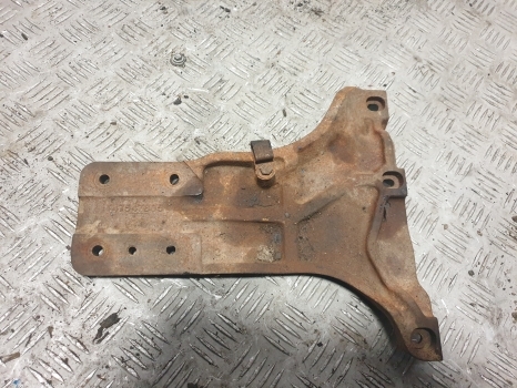 New Holland T5.100, T5.110, T5.120 Engine Mounting Bracket 47547805 - Βάση μηχανης για Τρακτέρ: φωτογραφία 2 New Holland T5.100, T5.110, T5.120 Engine Mounting Bracket 47547805 - Βάση μηχανης για Τρακτέρ: φωτογραφία 2