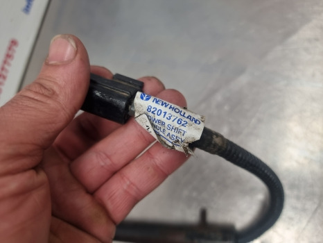 New Holland Tm, Tm135, Tm125, Transmission Control Lever 82013762, 82009457 - Ηλεκτρικό σύστημα: φωτογραφία 4 New Holland Tm, Tm135, Tm125, Transmission Control Lever 82013762, 82009457 - Ηλεκτρικό σύστημα: φωτογραφία 4