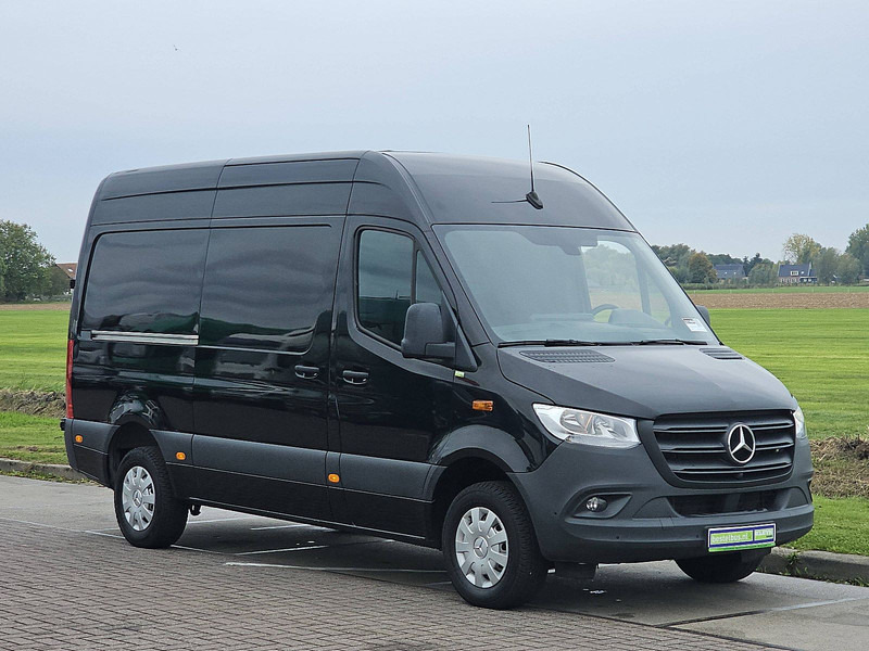 Mercedes-Benz Sprinter 317 L2H2 Mbux 360camera! - Βαν: φωτογραφία 4 Mercedes-Benz Sprinter 317 L2H2 Mbux 360camera! - Βαν: φωτογραφία 4