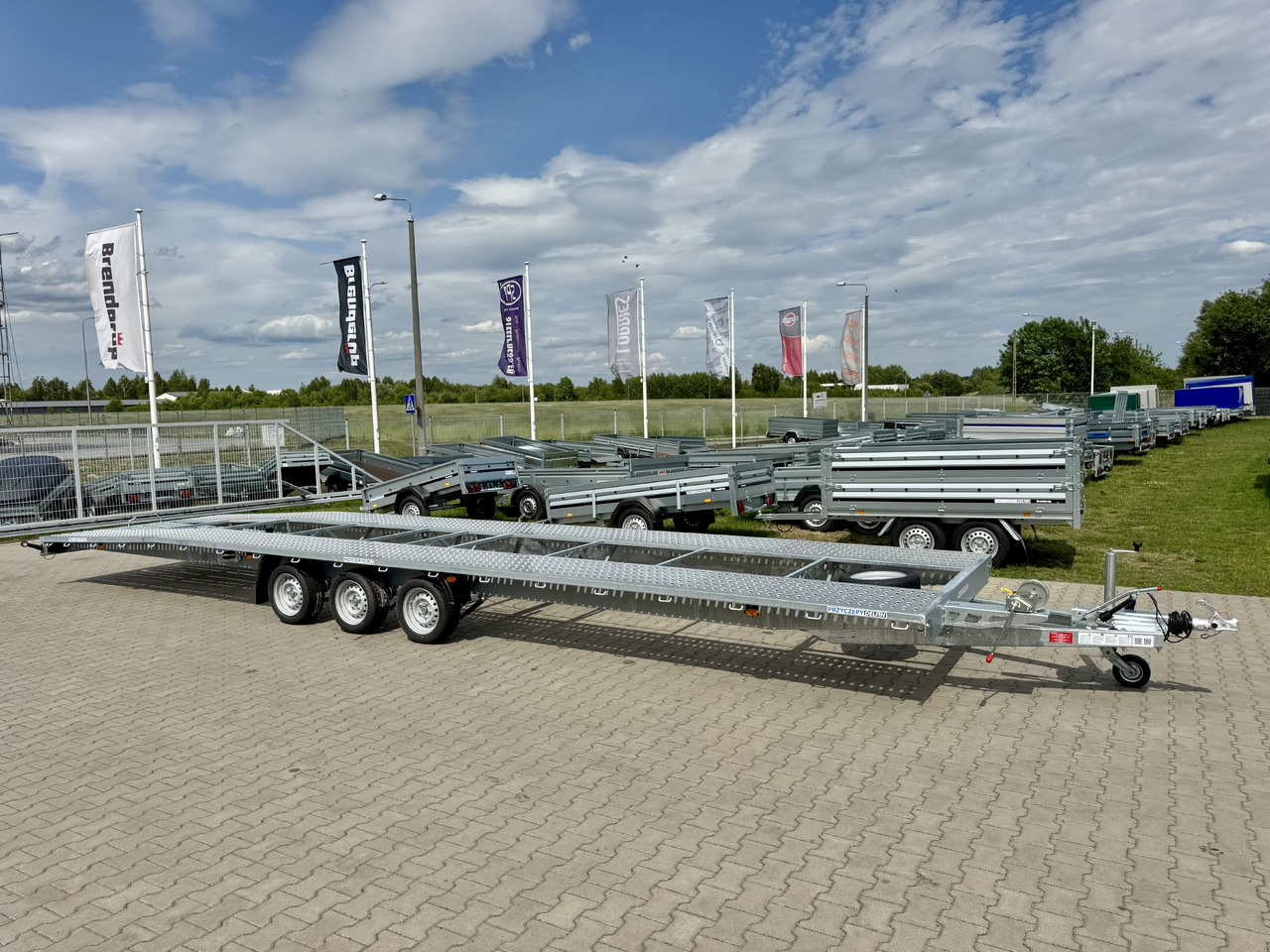 NIEWIADÓW Indiana 9m x 2.1 m | 3.5T - Ρυμούλκα αυτοκινητάμαξα: φωτογραφία 2 NIEWIADÓW Indiana 9m x 2.1 m | 3.5T - Ρυμούλκα αυτοκινητάμαξα: φωτογραφία 2