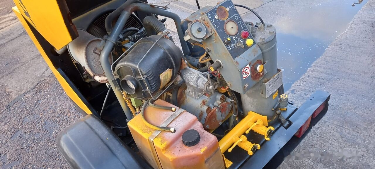 Atlas Copco XAS 36 - Αεροσυμπιεστής: φωτογραφία 4 Atlas Copco XAS 36 - Αεροσυμπιεστής: φωτογραφία 4