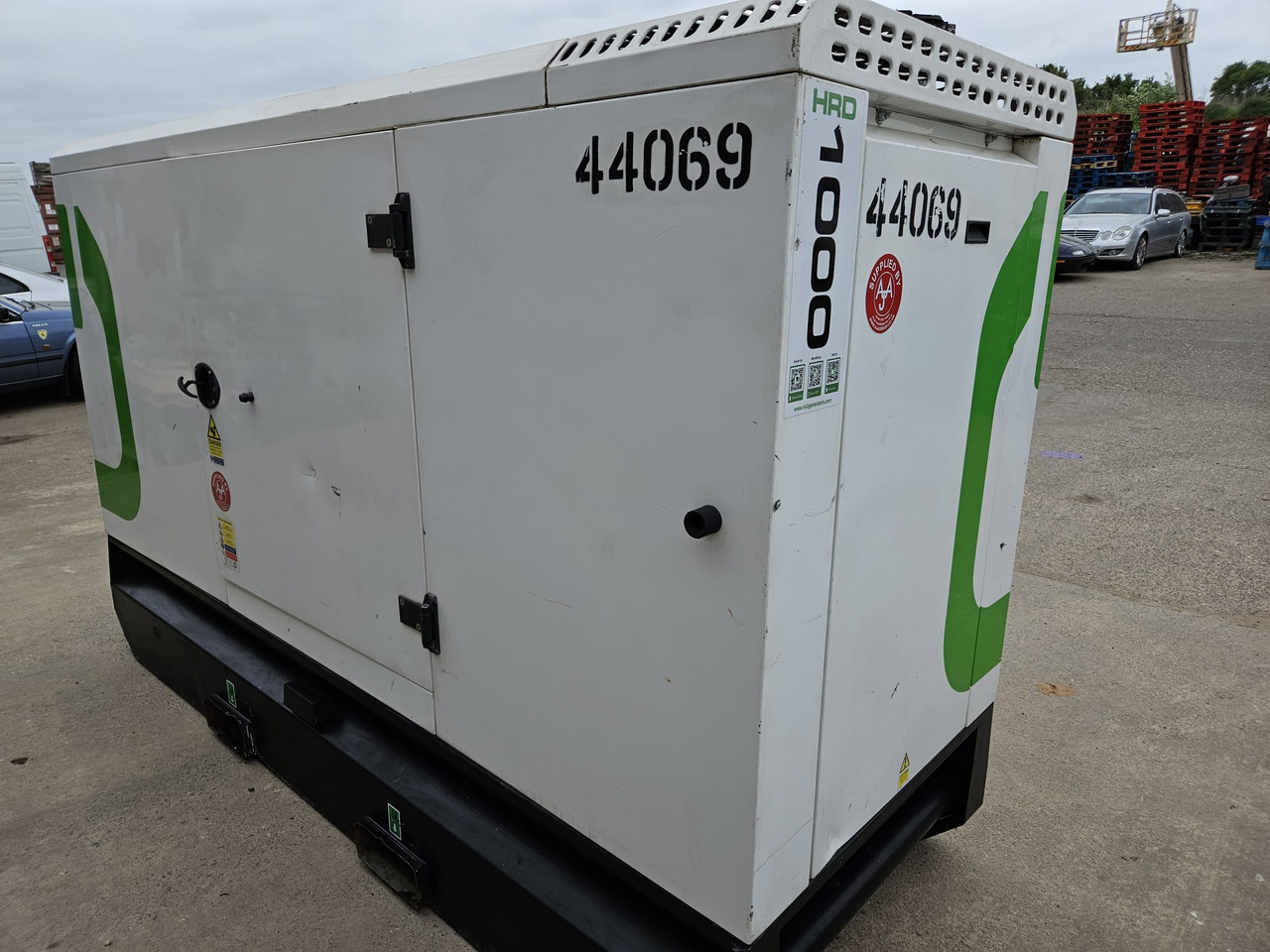HGI 100KVA PERKINS GENERATOR DIESEL SILENT RENTAL SPECIFICATION HGI 100KVA PERKINS GENERATOR DIESEL SILENT RENTAL SPECIFICATION - Βιομηχανική γεννήτρια: φωτογραφία 5 HGI 100KVA PERKINS GENERATOR DIESEL SILENT RENTAL SPECIFICATION HGI 100KVA PERKINS GENERATOR DIESEL SILENT RENTAL SPECIFICATION - Βιομηχανική γεννήτρια: φωτογραφία 5
