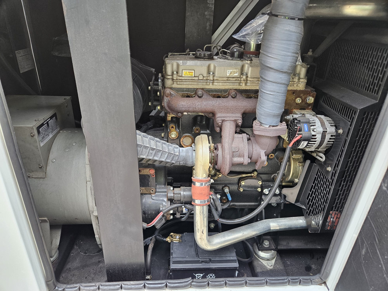 HGI 100KVA PERKINS GENERATOR DIESEL SILENT RENTAL SPECIFICATION HGI 100KVA PERKINS GENERATOR DIESEL SILENT RENTAL SPECIFICATION - Βιομηχανική γεννήτρια: φωτογραφία 3 HGI 100KVA PERKINS GENERATOR DIESEL SILENT RENTAL SPECIFICATION HGI 100KVA PERKINS GENERATOR DIESEL SILENT RENTAL SPECIFICATION - Βιομηχανική γεννήτρια: φωτογραφία 3