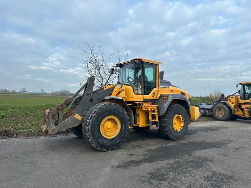 Volvo L120 H - Ελαστιχοφόρος φορτωτής: φωτογραφία 2 Volvo L120 H - Ελαστιχοφόρος φορτωτής: φωτογραφία 2