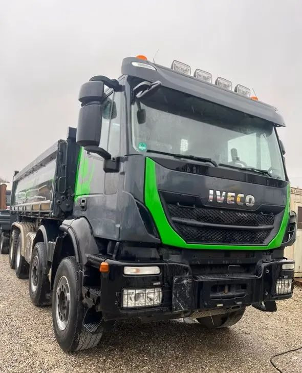 Iveco Magirus AD 340 T • 8x4 • Bordmatik Wywrotka trójstronna • 450 KM • Euro 6 • Przebieg 294 304 km ! - Φορτηγό ανατρεπόμενο: φωτογραφία 1 Iveco Magirus AD 340 T • 8x4 • Bordmatik Wywrotka trójstronna • 450 KM • Euro 6 • Przebieg 294 304 km ! - Φορτηγό ανατρεπόμενο: φωτογραφία 1