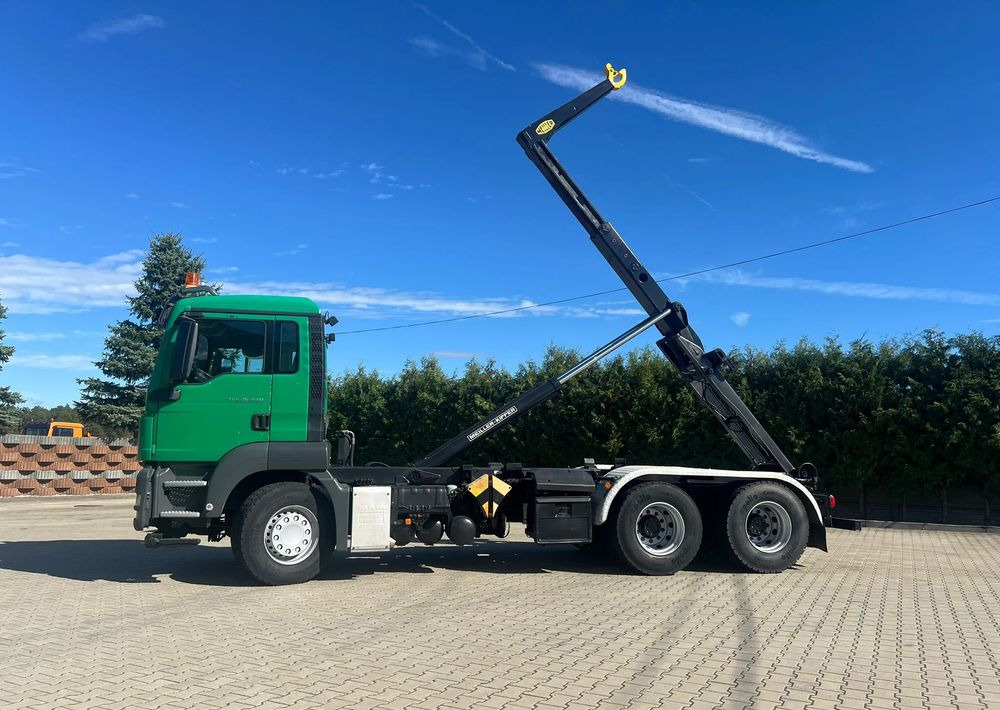 MAN TGS 26.440 | Hakowiec Meiller| 6x4 | 440 KM | przód resor, tył pneumatyczne |Belka ostrzegawcza (koguty) - Φορτηγό φόρτωσης γάντζου: φωτογραφία 2 MAN TGS 26.440 | Hakowiec Meiller| 6x4 | 440 KM | przód resor, tył pneumatyczne |Belka ostrzegawcza (koguty) - Φορτηγό φόρτωσης γάντζου: φωτογραφία 2