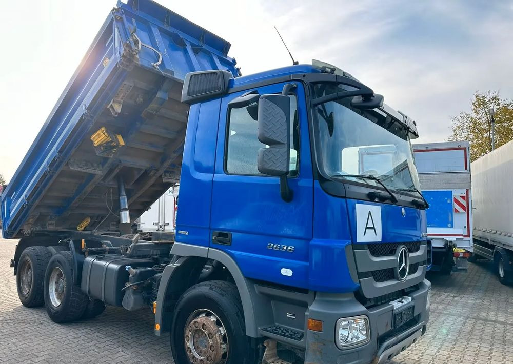 Mercedes-Benz Actros 2636 I Wywrotka trójstronna Meiller I Bordmatik I 6x4 I Euro 5 I Retarder I - Φορτηγό ανατρεπόμενο: φωτογραφία 2 Mercedes-Benz Actros 2636 I Wywrotka trójstronna Meiller I Bordmatik I 6x4 I Euro 5 I Retarder I - Φορτηγό ανατρεπόμενο: φωτογραφία 2