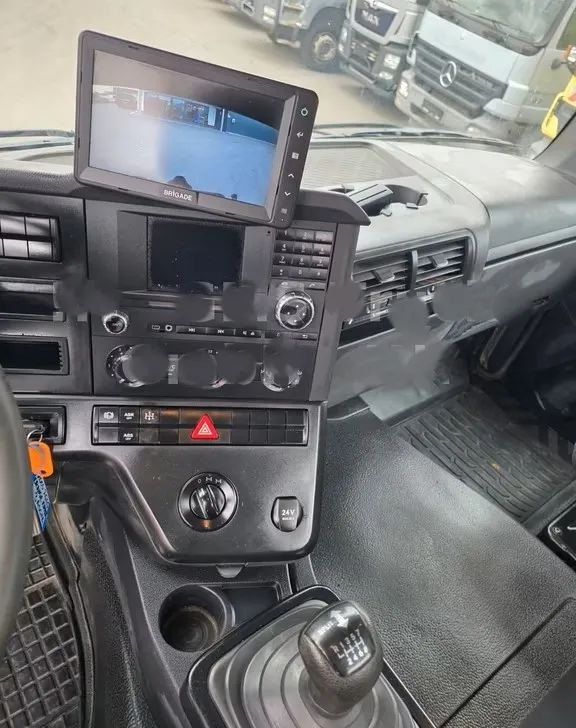 Φορτηγό ανατρεπόμενο Mercedes-Benz Arocs 2645 6x4 – Wywrotka Meiller 3- stronny/ Manual / Retarder / BORDMATIK / Blatt/Blatt: φωτογραφία 12 Φορτηγό ανατρεπόμενο Mercedes-Benz Arocs 2645 6x4 – Wywrotka Meiller 3- stronny/ Manual / Retarder / BORDMATIK / Blatt/Blatt: φωτογραφία 12