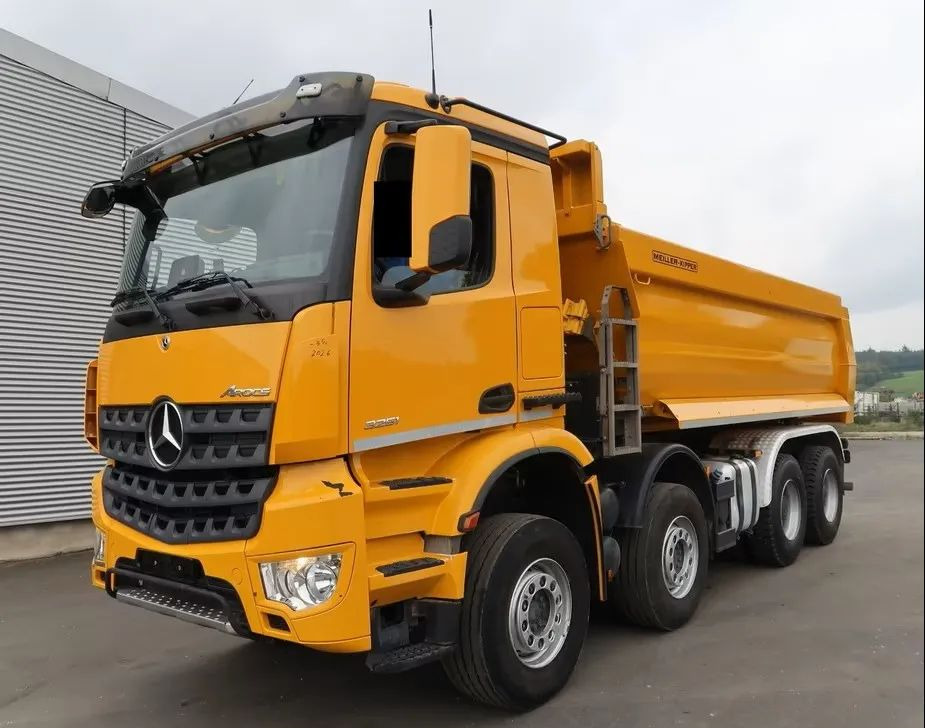 Mercedes-Benz Arocs 3251 / 8x4 / Wywrotka Meiller 3- stronna / Euro 6d / Przebieg: 215 600 km - Φορτηγό ανατρεπόμενο: φωτογραφία 1 Mercedes-Benz Arocs 3251 / 8x4 / Wywrotka Meiller 3- stronna / Euro 6d / Przebieg: 215 600 km - Φορτηγό ανατρεπόμενο: φωτογραφία 1
