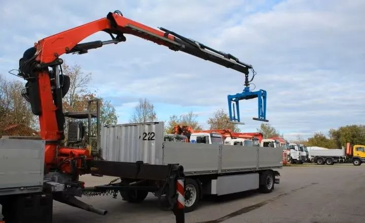 Volvo FH500 6x2 | Platforma z HDS Fassi F215A7 - Sterowanie radiowe | Euro 6 | Automatyczna skrzynia | 390 000 km - Φορτηγό με ανοιχτή καρότσα, Φορτηγό με γερανό: φωτογραφία 3 Volvo FH500 6x2 | Platforma z HDS Fassi F215A7 - Sterowanie radiowe | Euro 6 | Automatyczna skrzynia | 390 000 km - Φορτηγό με ανοιχτή καρότσα, Φορτηγό με γερανό: φωτογραφία 3