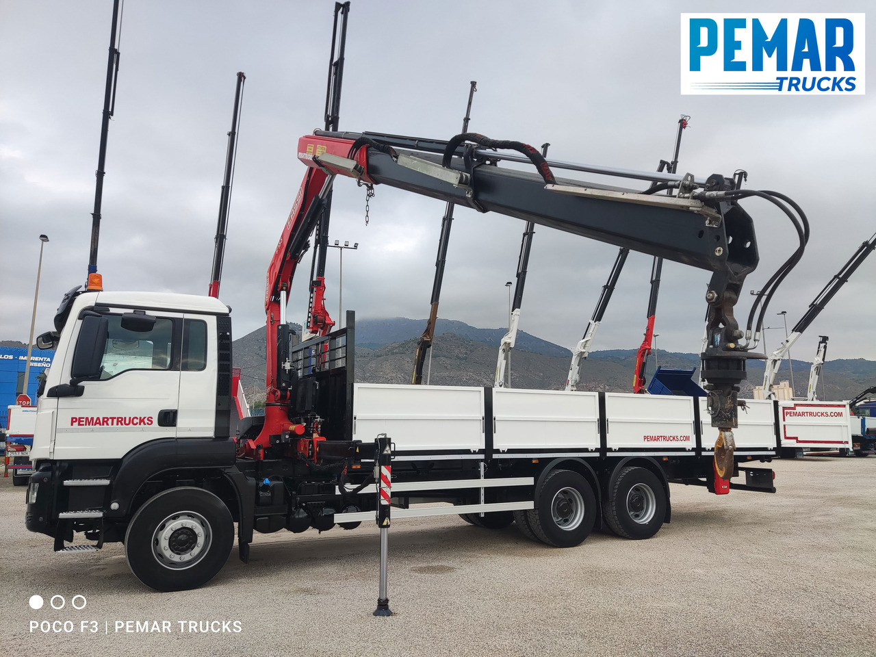 Φορτηγό με γερανό MAN TGS 26.360 6X4 GRUA CAJA FIJA EURO 6: φωτογραφία 9 Φορτηγό με γερανό MAN TGS 26.360 6X4 GRUA CAJA FIJA EURO 6: φωτογραφία 9