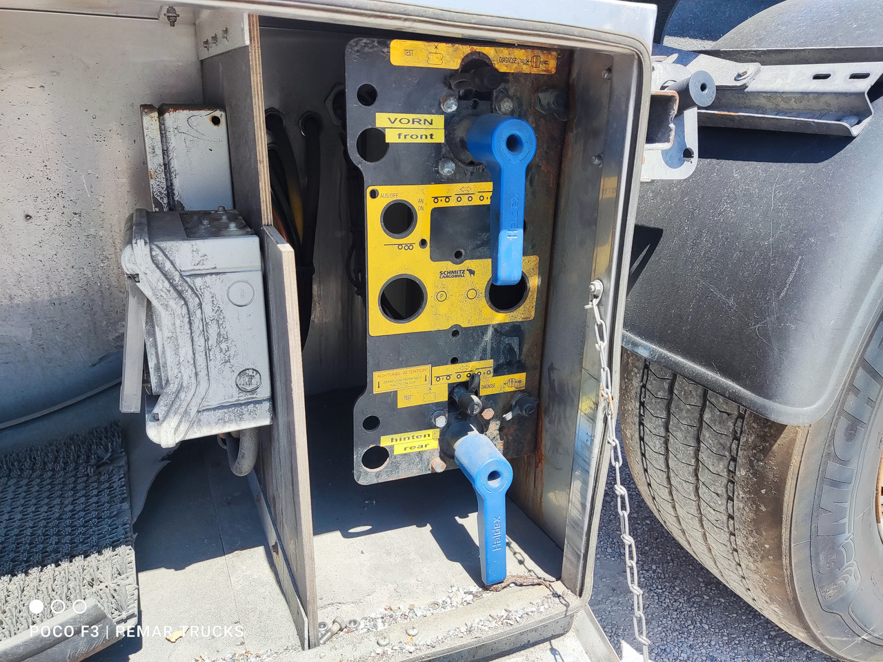 Leasing SCHMITZ CARGOBULL KO36 CHASIS MEGATRAILER 4 ejes SCHMITZ CARGOBULL KO36 CHASIS MEGATRAILER 4 ejes: φωτογραφία 16