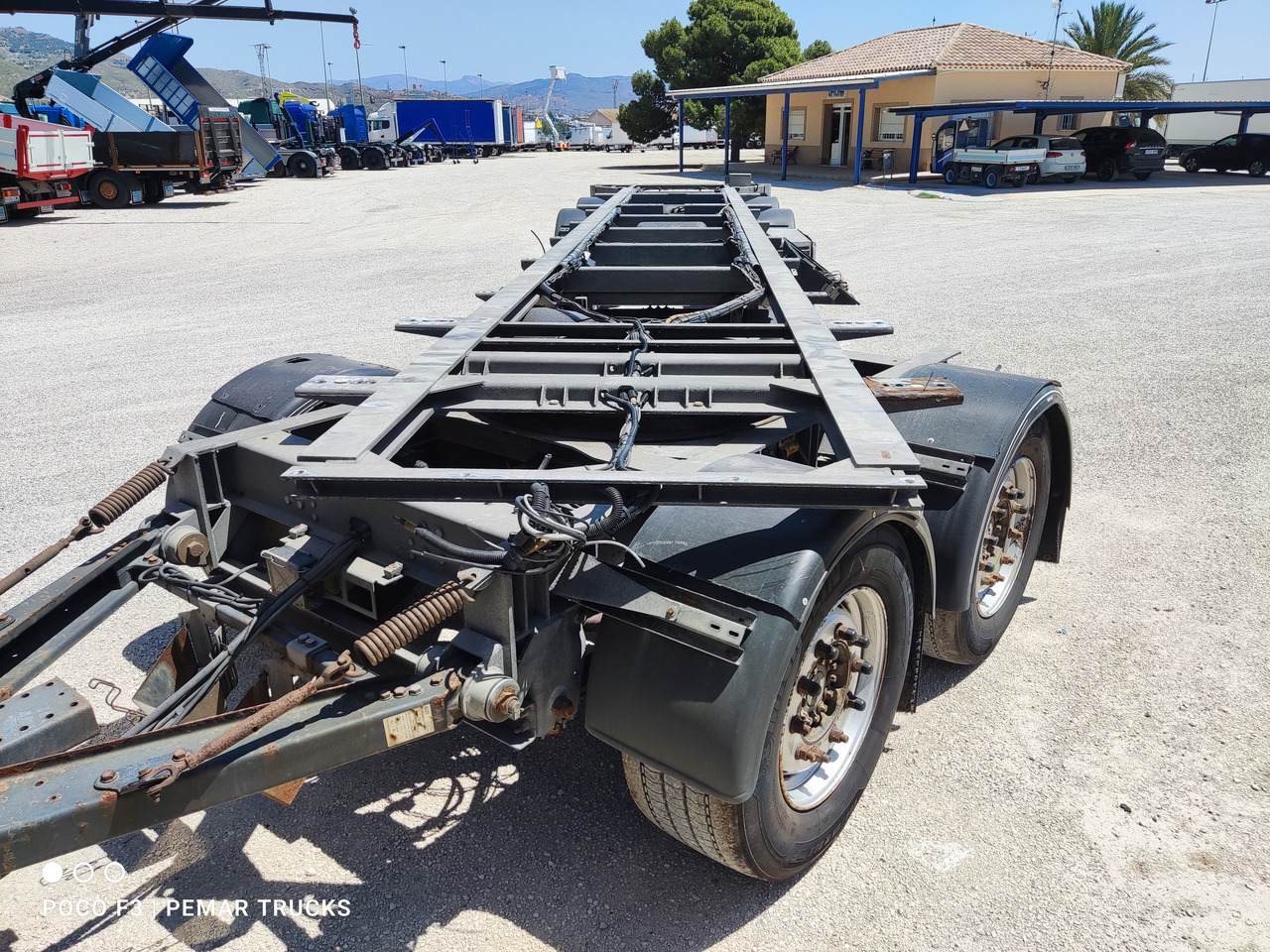 Leasing SCHMITZ CARGOBULL KO36 CHASIS MEGATRAILER 4 ejes SCHMITZ CARGOBULL KO36 CHASIS MEGATRAILER 4 ejes: φωτογραφία 18