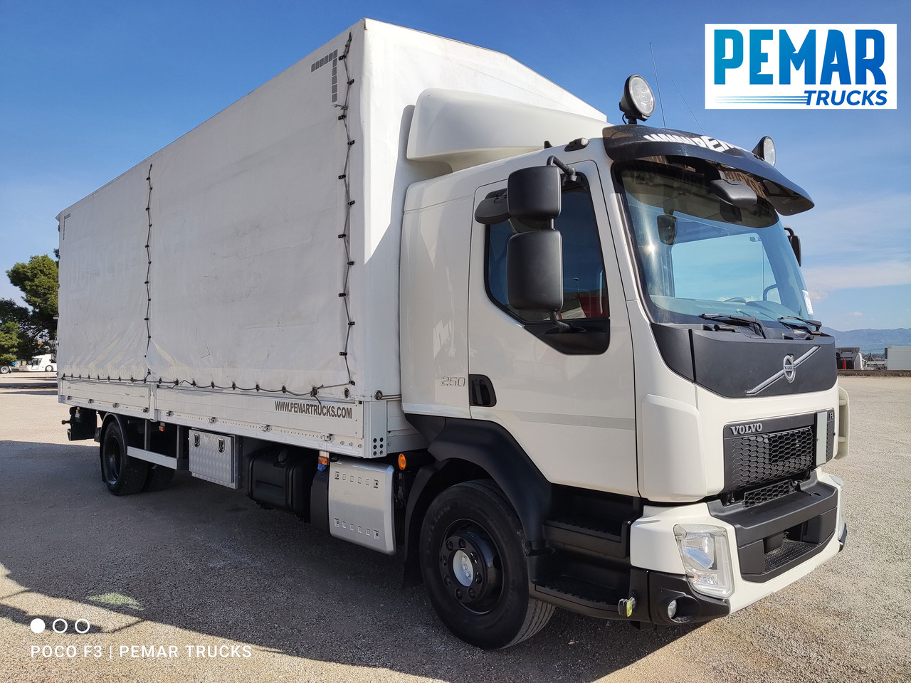 VOLVO FL 250 SEMITAUTLINER 16T - Φορτηγό μουσαμάς: φωτογραφία 3 VOLVO FL 250 SEMITAUTLINER 16T - Φορτηγό μουσαμάς: φωτογραφία 3