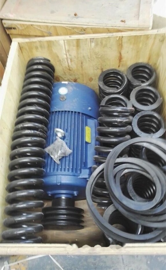 Kinglink High quality Vibrating feeder ZSW600x150 - Μηχάνημα ορυχείων: φωτογραφία 3 Kinglink High quality Vibrating feeder ZSW600x150 - Μηχάνημα ορυχείων: φωτογραφία 3