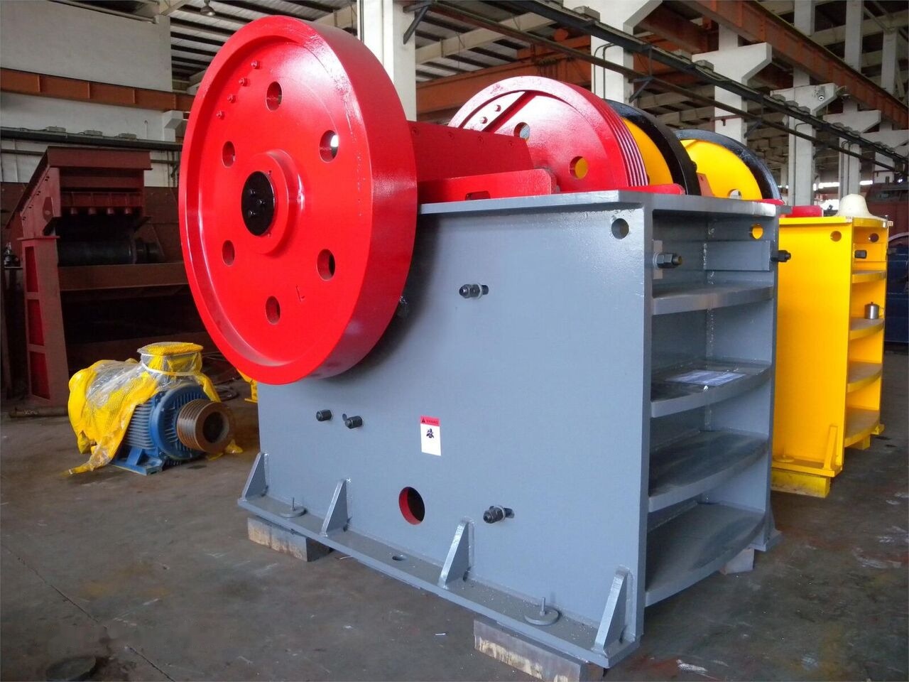 Kinglink PE600x900 Copper Mines Jaw Crusher - Θραυστήρας σιαγόνων: φωτογραφία 2 Kinglink PE600x900 Copper Mines Jaw Crusher - Θραυστήρας σιαγόνων: φωτογραφία 2