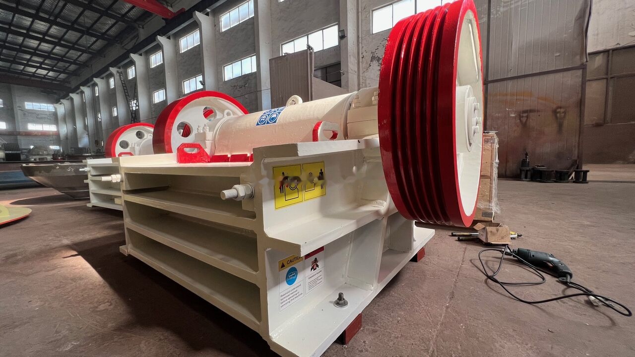 Kinglink PEX150X1000 Jaw Crusher | Oil Sands - Θραυστήρας σιαγόνων: φωτογραφία 3 Kinglink PEX150X1000 Jaw Crusher | Oil Sands - Θραυστήρας σιαγόνων: φωτογραφία 3