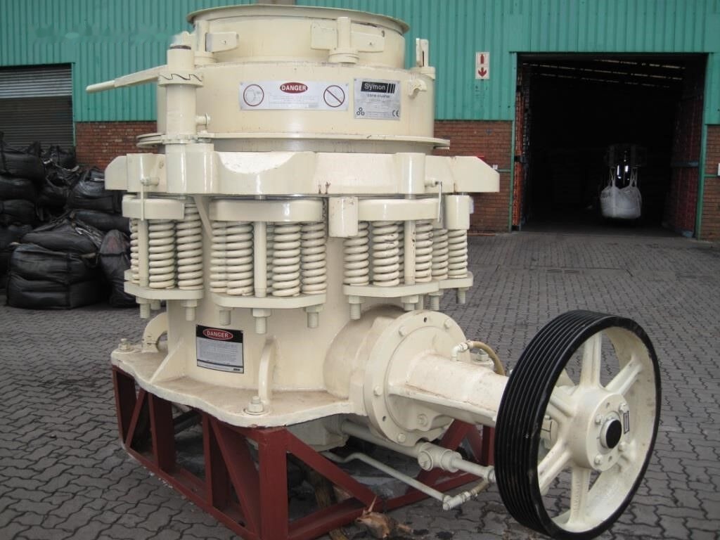 Kinglink SYMONS 3 FT STD FOR QUARRY AND MINING - Κωνικός θραυστήρας: φωτογραφία 1 Kinglink SYMONS 3 FT STD FOR QUARRY AND MINING - Κωνικός θραυστήρας: φωτογραφία 1