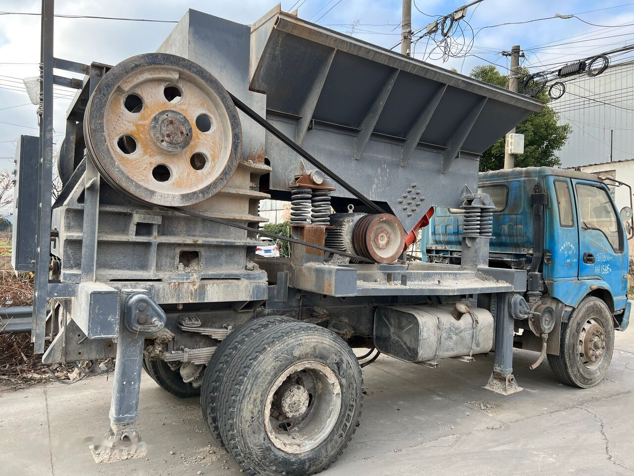 Kinglink Truck Mounted Vibrating Feeder and Jaw Crusher | Quarry | Concre - Θραυστήρας σιαγόνων: φωτογραφία 4 Kinglink Truck Mounted Vibrating Feeder and Jaw Crusher | Quarry | Concre - Θραυστήρας σιαγόνων: φωτογραφία 4