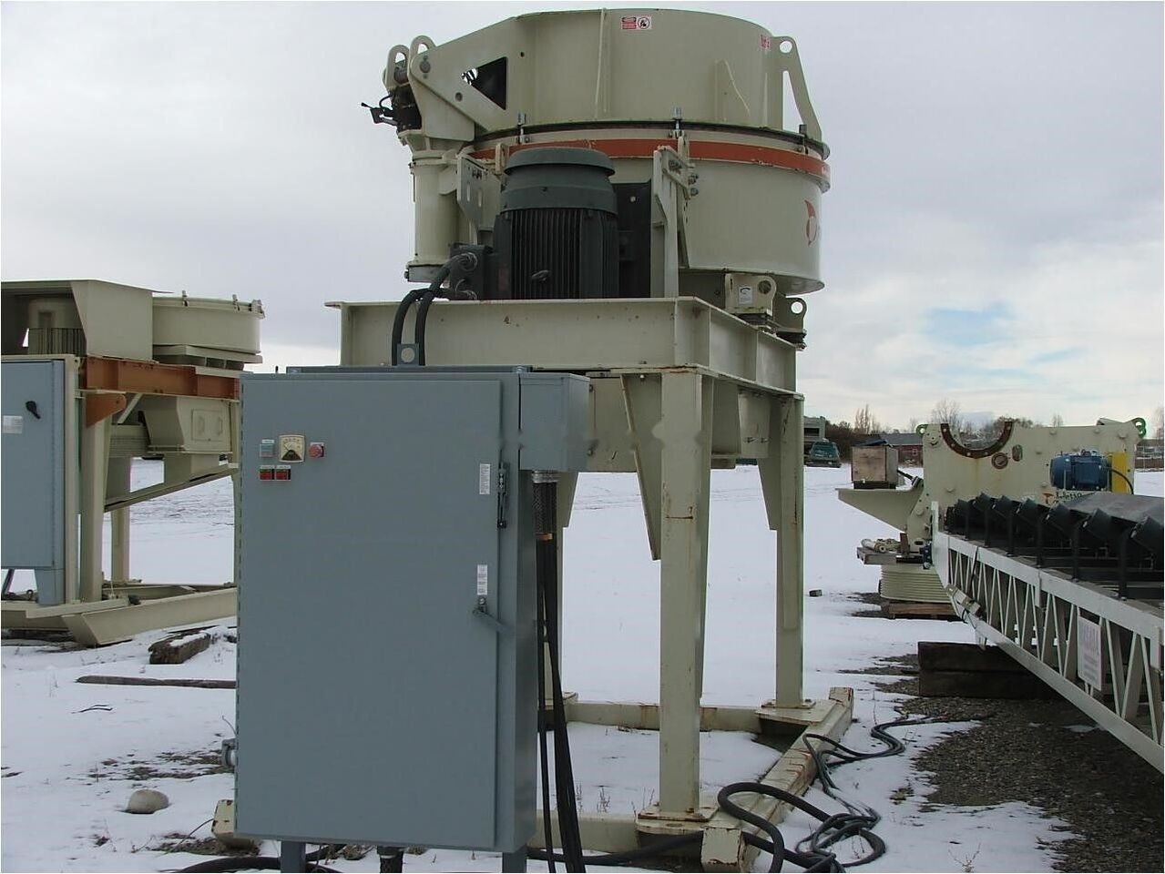 Metso BARMAC B7100SE VSI CRUSHER - Κωνικός θραυστήρας: φωτογραφία 3 Metso BARMAC B7100SE VSI CRUSHER - Κωνικός θραυστήρας: φωτογραφία 3