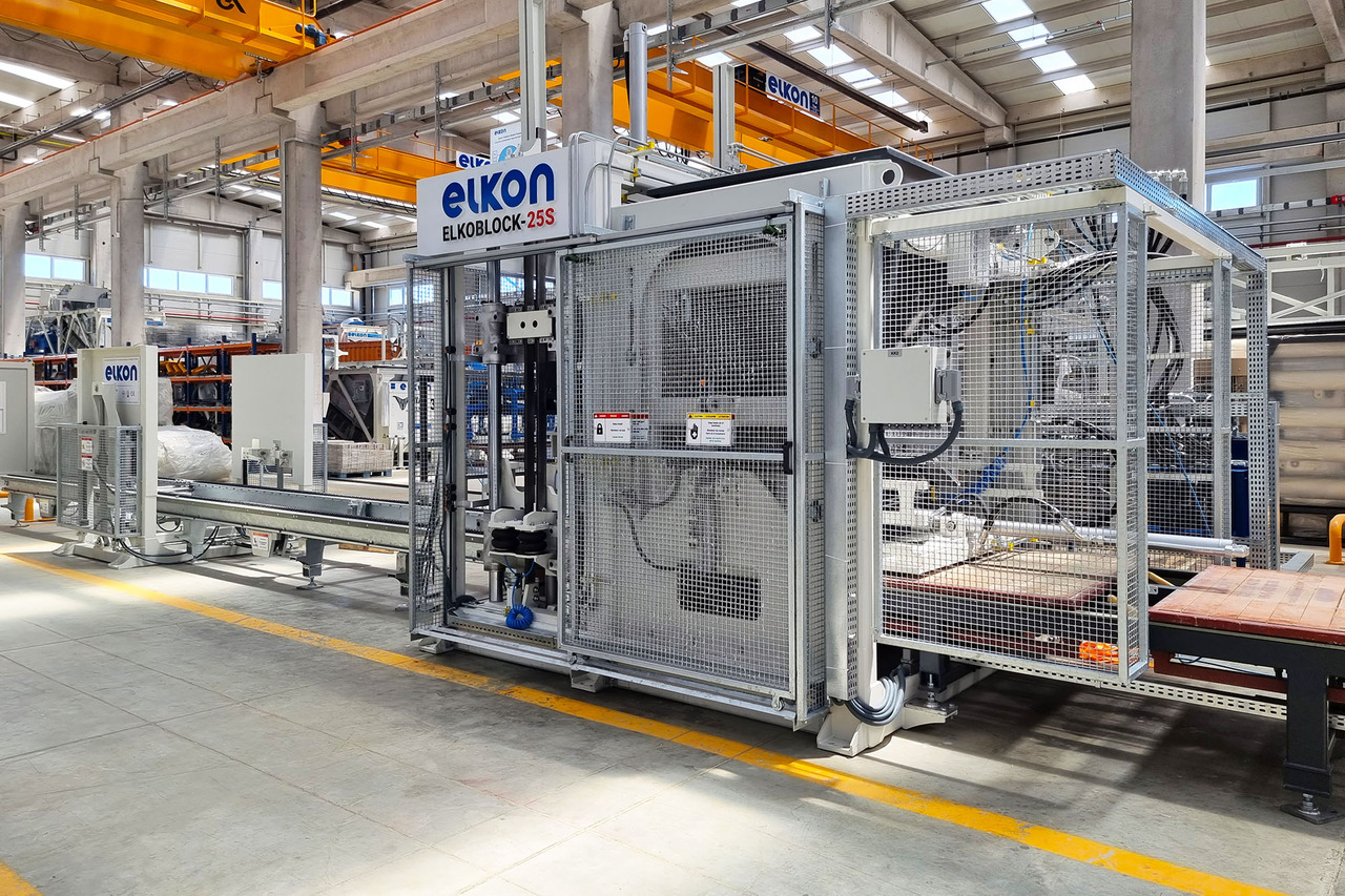 ELKON Elkoblock-25 Block Making Machine - Μηχάνημα κατασκευής τσιμεντόλιθων: φωτογραφία 2 ELKON Elkoblock-25 Block Making Machine - Μηχάνημα κατασκευής τσιμεντόλιθων: φωτογραφία 2