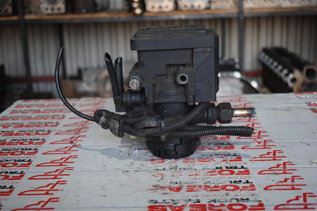 KNORR-BREMSE K000913 AIR VALVE EBS 5 FOR MAN - Βαλβίδα φρένων για Φορτηγό: φωτογραφία 1 KNORR-BREMSE K000913 AIR VALVE EBS 5 FOR MAN - Βαλβίδα φρένων για Φορτηγό: φωτογραφία 1