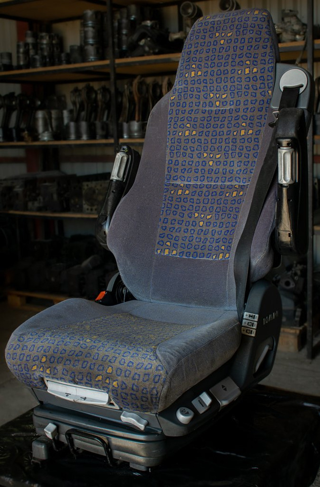 MAN TGA AIR SEAT - DRIVER - Kάθισμα για Φορτηγό: φωτογραφία 2 MAN TGA AIR SEAT - DRIVER - Kάθισμα για Φορτηγό: φωτογραφία 2