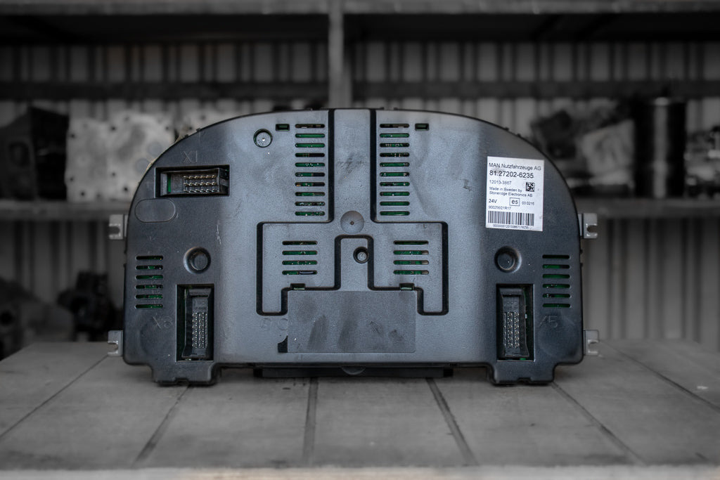 MAN TGX - Ταμπλό αυτοκινήτου για Φορτηγό: φωτογραφία 2 MAN TGX - Ταμπλό αυτοκινήτου για Φορτηγό: φωτογραφία 2
