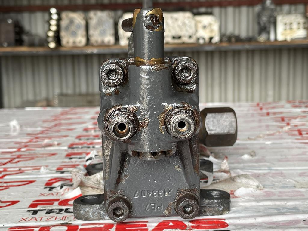 MERCEDES-BENZ ACTROS CABIN PUMP - 001 553 5901 - Υδραυλική αντλία για Φορτηγό: φωτογραφία 2 MERCEDES-BENZ ACTROS CABIN PUMP - 001 553 5901 - Υδραυλική αντλία για Φορτηγό: φωτογραφία 2