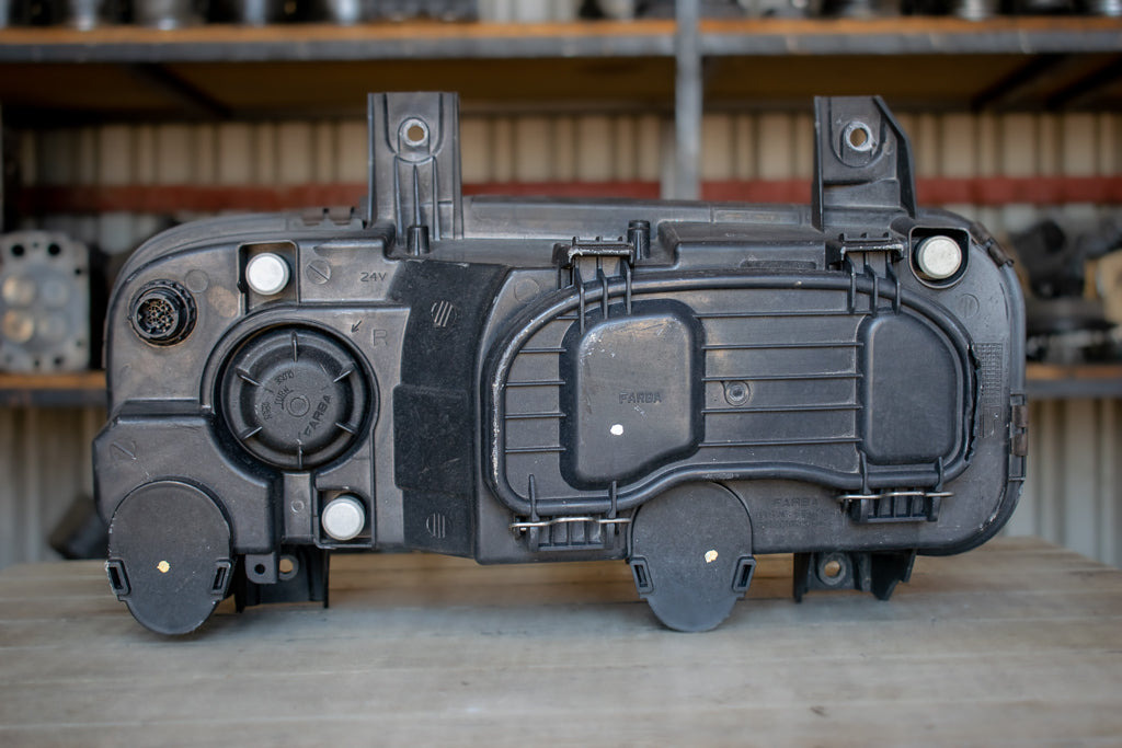 MERCEDES-BENZ ATEGO II HEADLIGHT RIGHT - PASSENGER - Προβολέας για Φορτηγό: φωτογραφία 2 MERCEDES-BENZ ATEGO II HEADLIGHT RIGHT - PASSENGER - Προβολέας για Φορτηγό: φωτογραφία 2