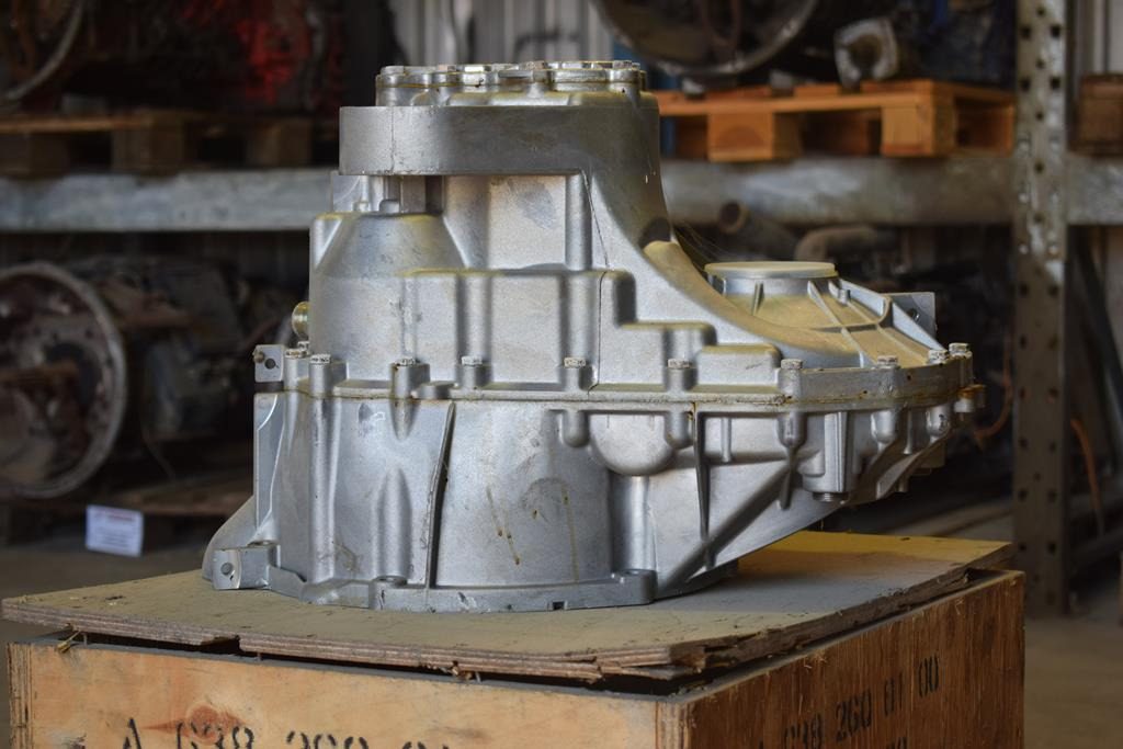 MERCEDES-BENZ VITO - Α 638 260 01 00 - Κιβώτιο ταχυτήτων για Φορτηγό: φωτογραφία 3 MERCEDES-BENZ VITO - Α 638 260 01 00 - Κιβώτιο ταχυτήτων για Φορτηγό: φωτογραφία 3