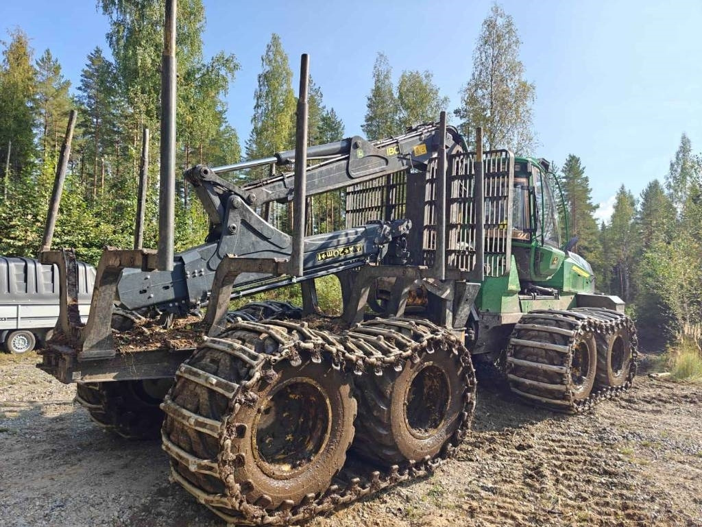 John Deere 1010 G - Λαστιχοφόρα προωθητικo - forwarder: φωτογραφία 5 John Deere 1010 G - Λαστιχοφόρα προωθητικo - forwarder: φωτογραφία 5
