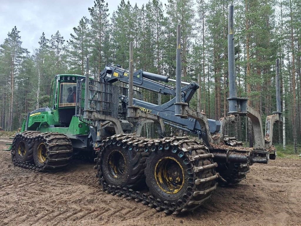 John Deere 1510 G - Λαστιχοφόρα προωθητικo - forwarder: φωτογραφία 3 John Deere 1510 G - Λαστιχοφόρα προωθητικo - forwarder: φωτογραφία 3