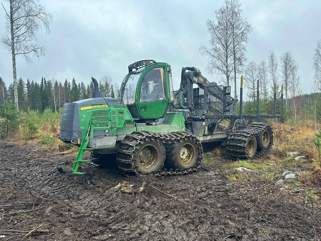 John Deere 1510 G - Λαστιχοφόρα προωθητικo - forwarder: φωτογραφία 1 John Deere 1510 G - Λαστιχοφόρα προωθητικo - forwarder: φωτογραφία 1